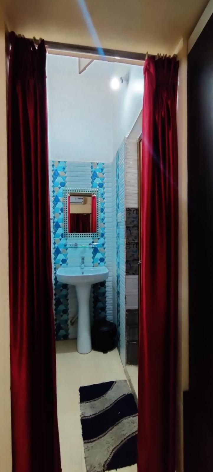 Chetan Inn Hotel Bhubaneswar Extérieur photo
